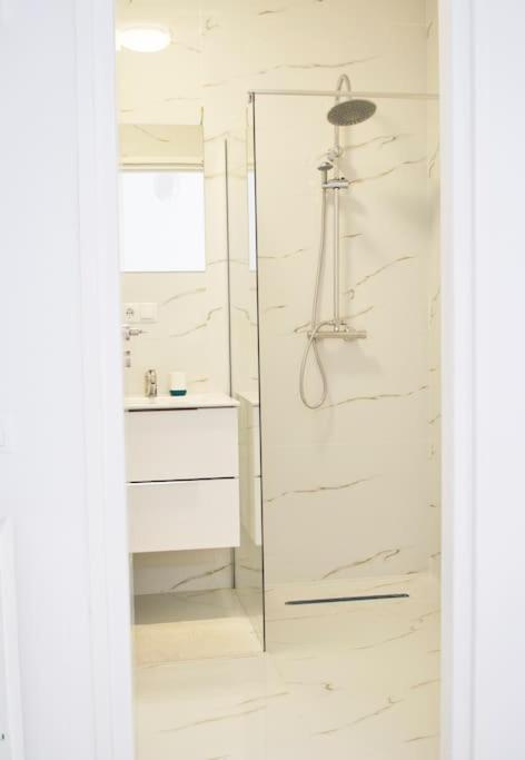 3 Dream Apartmant 3+Parcare Gratuita Oradea Exterior foto